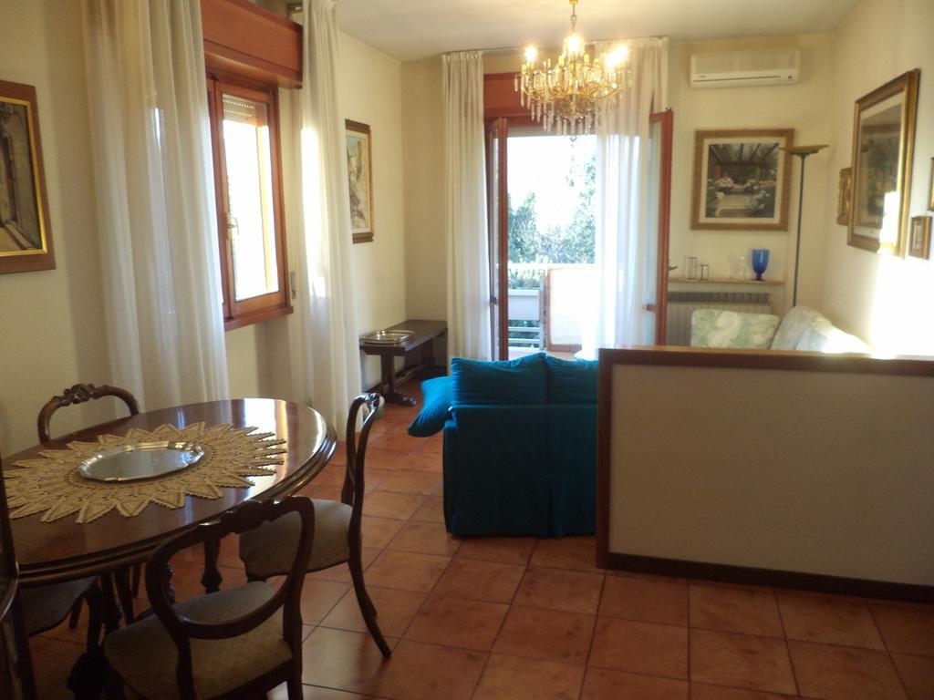 Apartment Montecatini-Terme Near Firenze, Lucca, Pisa Стая снимка